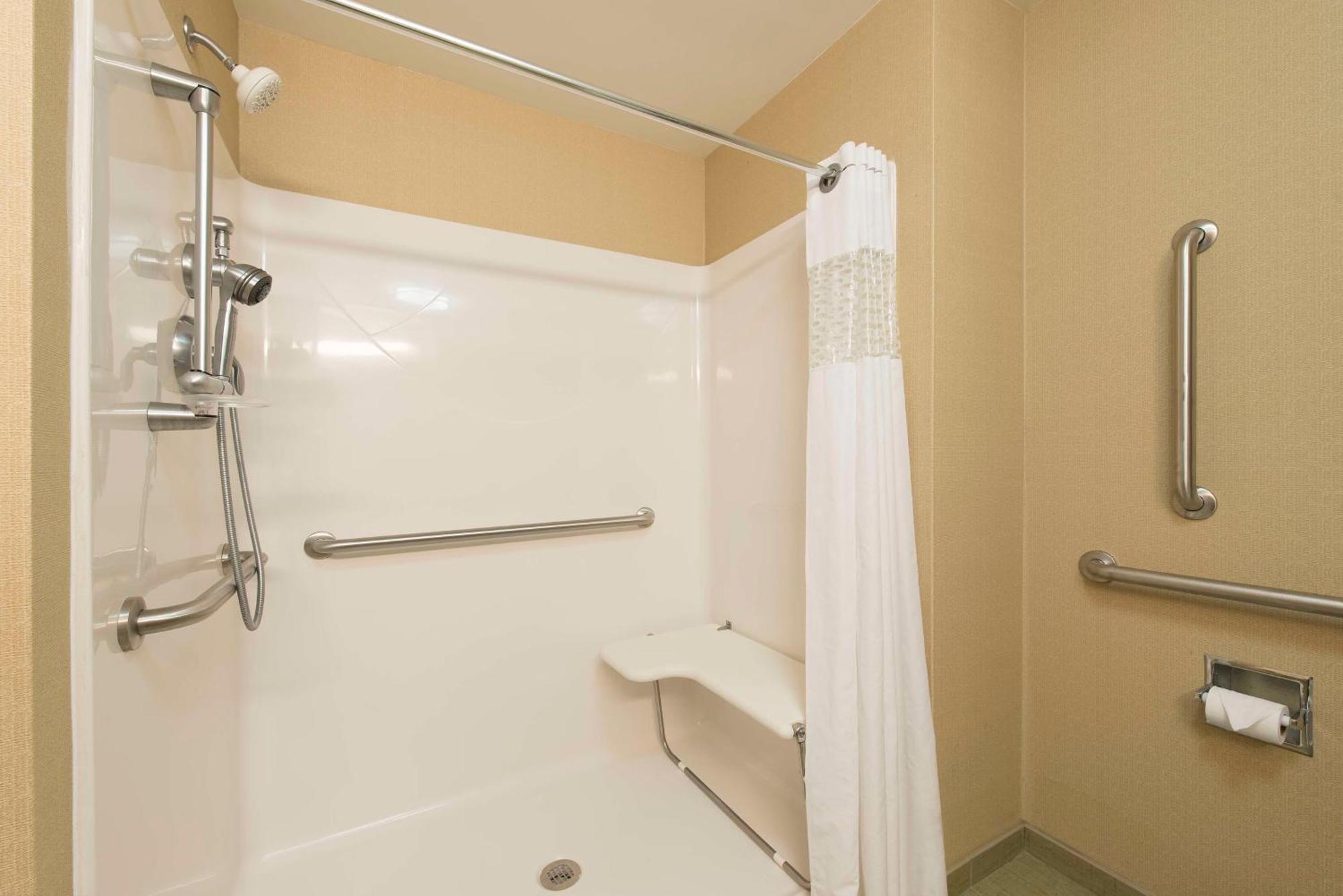 Hampton Inn & Suites Crawfordsville Eksteriør bilde